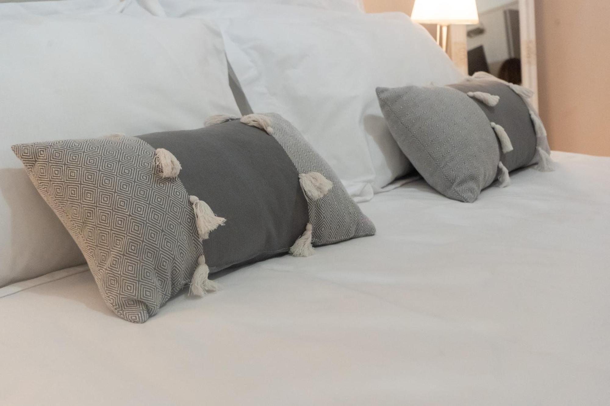 Oikia Tripodon Apartman Athén Kültér fotó